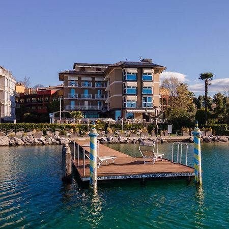 Kriss Internazionale Hotel Bardolino Ngoại thất bức ảnh