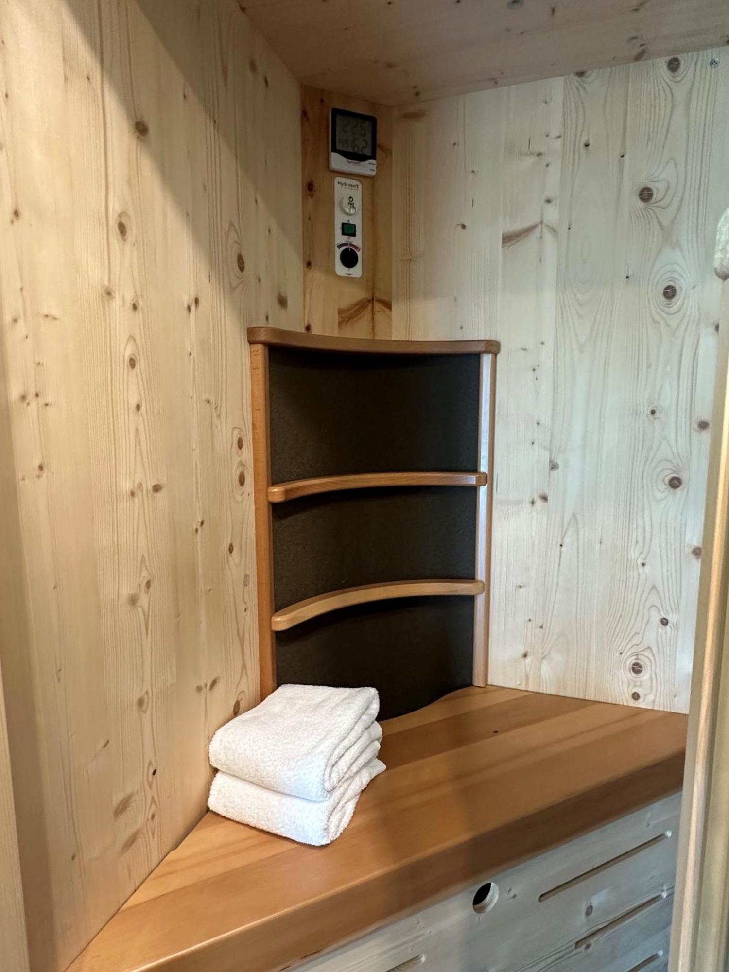 Kriss Internazionale Hotel Bardolino Ngoại thất bức ảnh