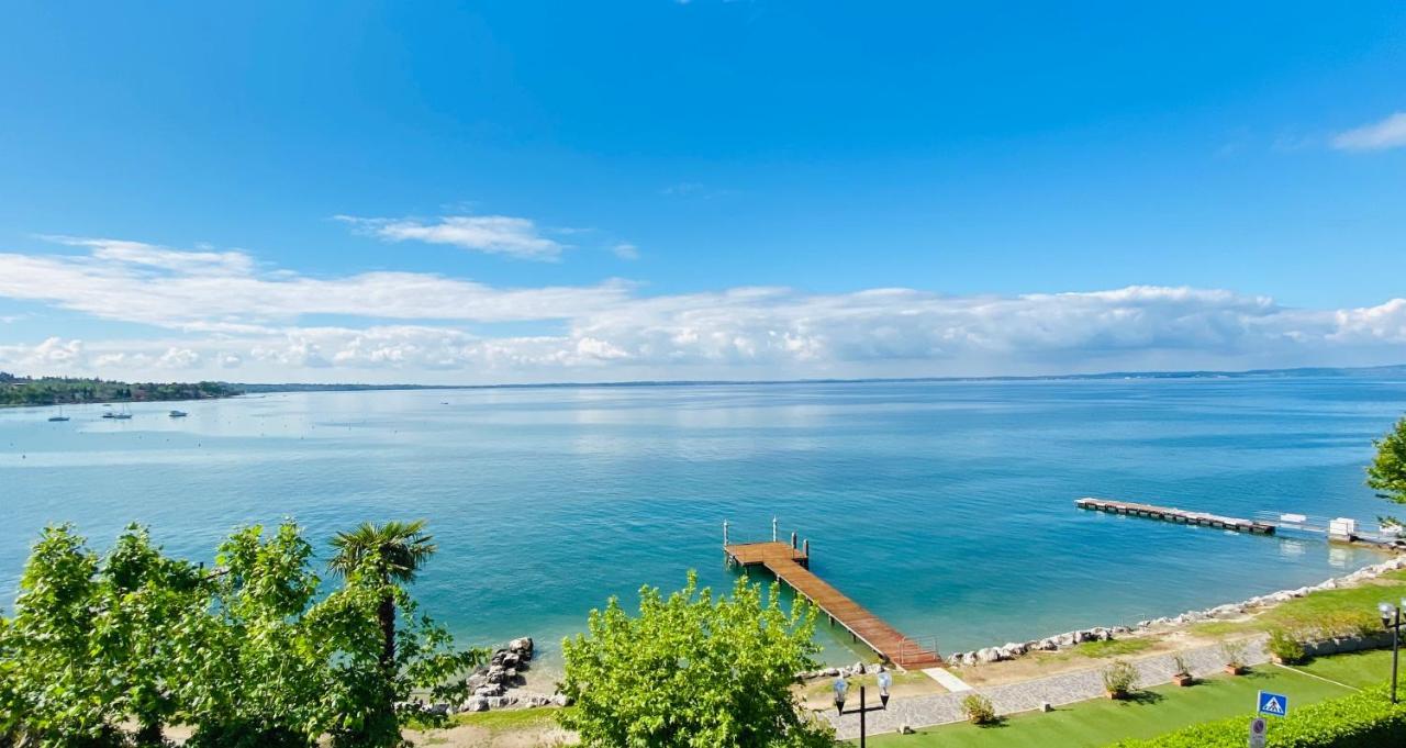 Kriss Internazionale Hotel Bardolino Ngoại thất bức ảnh